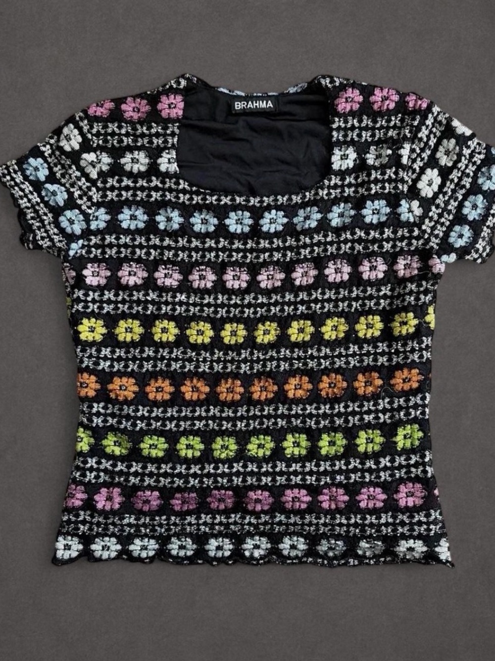 Vintage Brahma Floral Textured Mesh Tee S